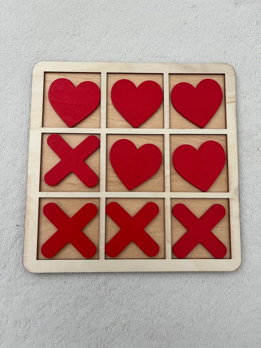 Small Wooden Heart Tic-Tac-Toe Set